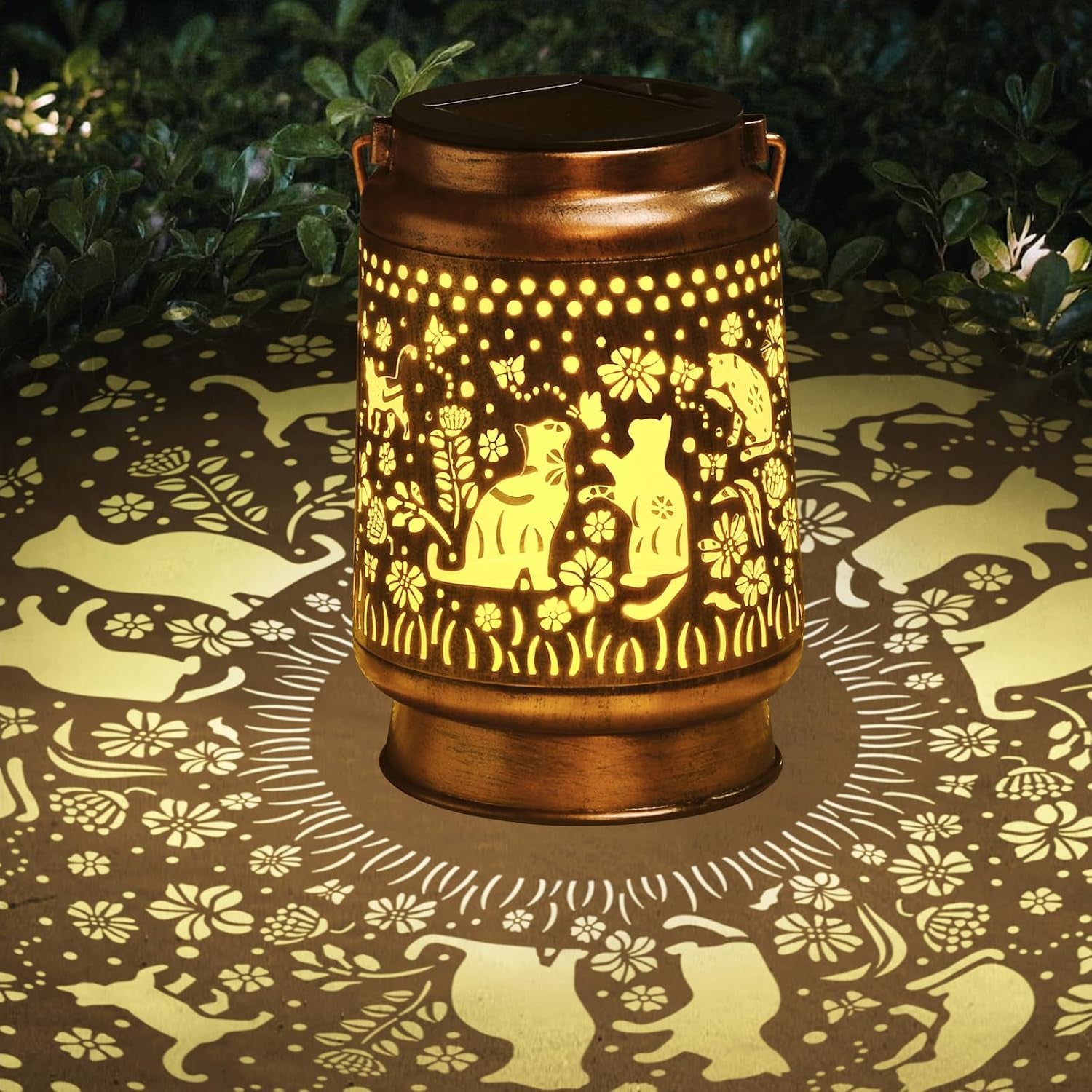 Cat Lover Gifts for Mom Women Gift Cat Solar Lantern Outdoor Birthaday Gifts for Mom Metal Decorative Lanterns for Yard Patio Lawn Solar Garden Decor