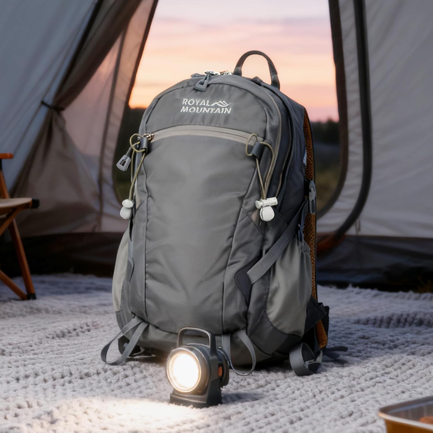 Small Hiking Backpack with Rain-Cover, 20L Travel Backpacks for Women Men, Camping Daypack Backpacks Lightweight, Durable Hiking Backpack Fit for Camping, Daily Commuting, Short Trips (Grey)