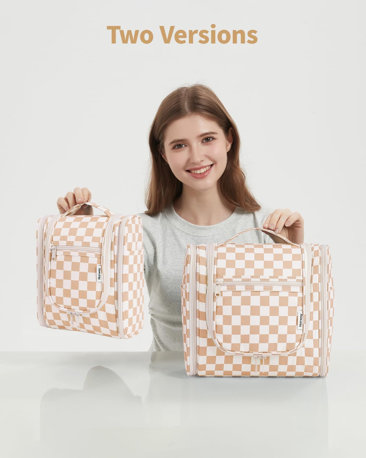 Checked Hanging Travel Toiletry Bag for Women, Travel Bag for Toiletries, Makeup Bag Organizer Cosmetic Bags Make up Bags for Women (Light Checkerboard)