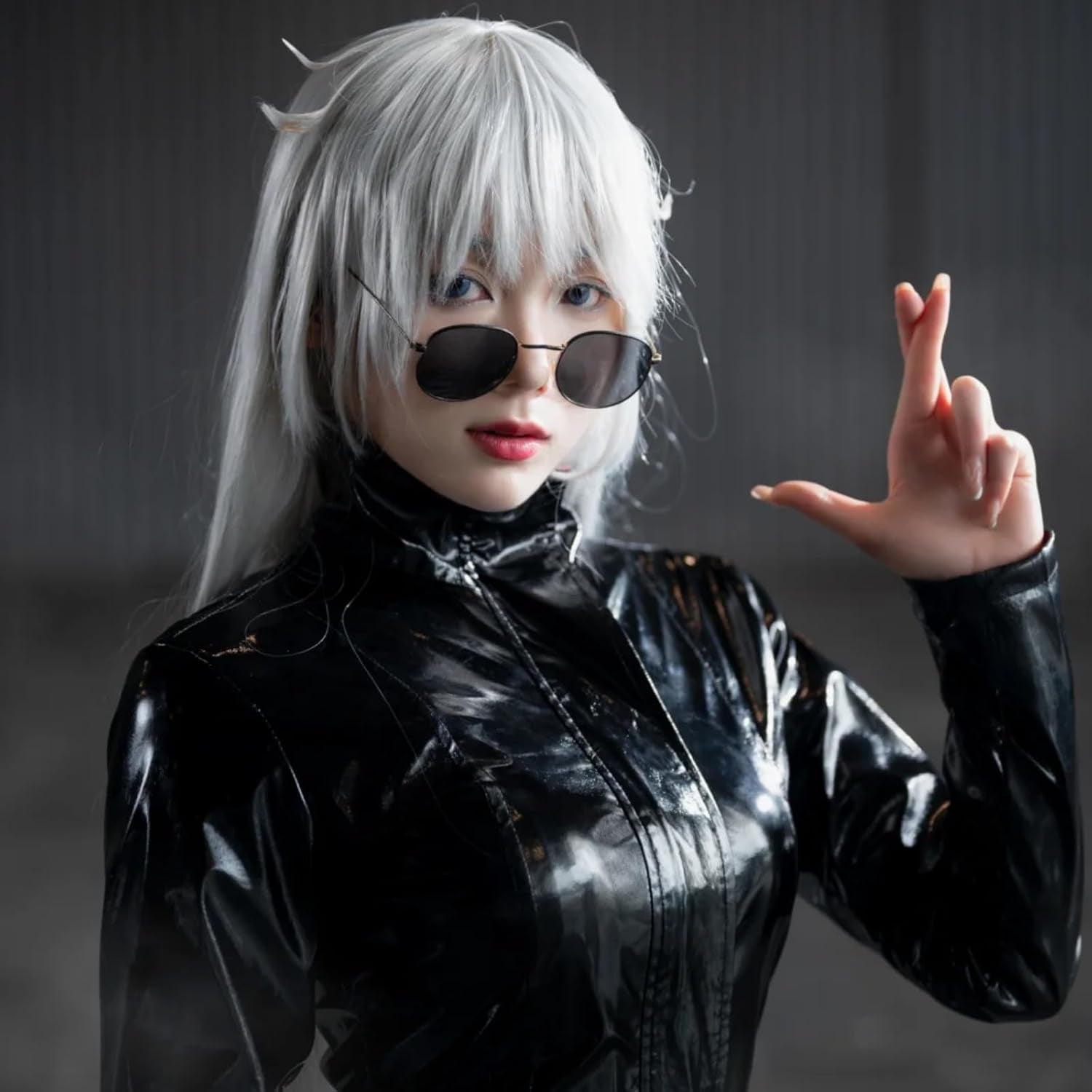 Hair Cap+32Inch/80Cm Silver Wig for Women Cosplay Wig, Peluca Larga Plateada for Anime Cosplay Women Halloween Costumes, Silver White Wig Straight Wig for Halloween Party