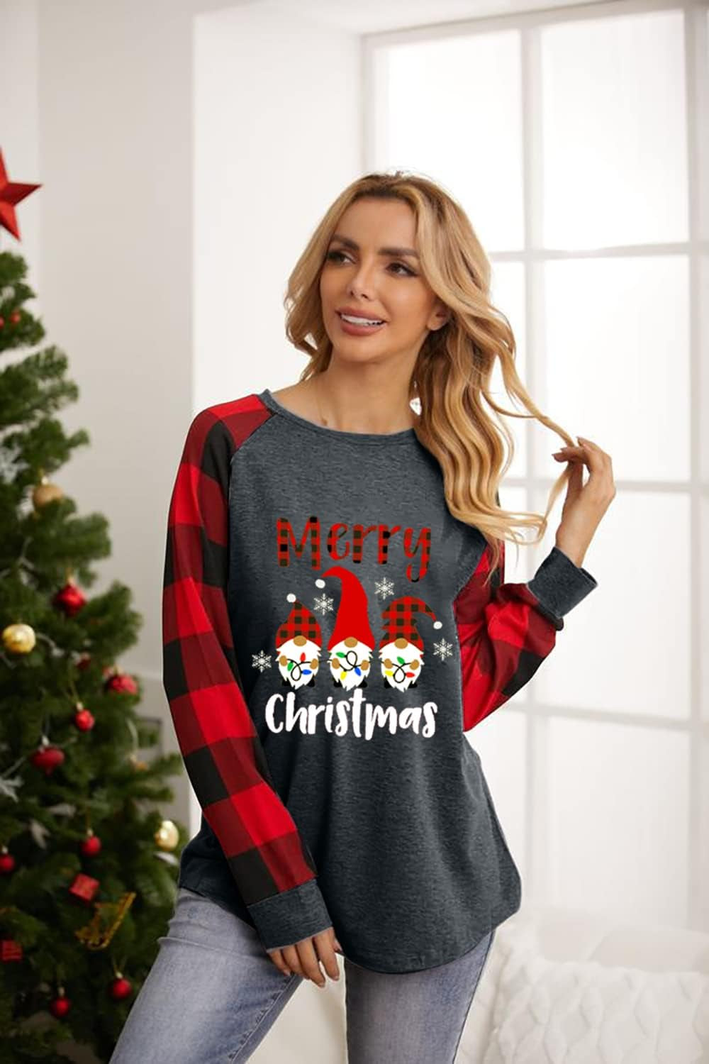 Christmas Shirts for Women Gnomes T-Shirt Candy Canes Plaid Tshirts | Merry Christmas Long Sleeve Shirt Xmas Shirts Raglan Gnome Tee Candy Cane Pullover Plaid Stripes Holiday Vacation Tops