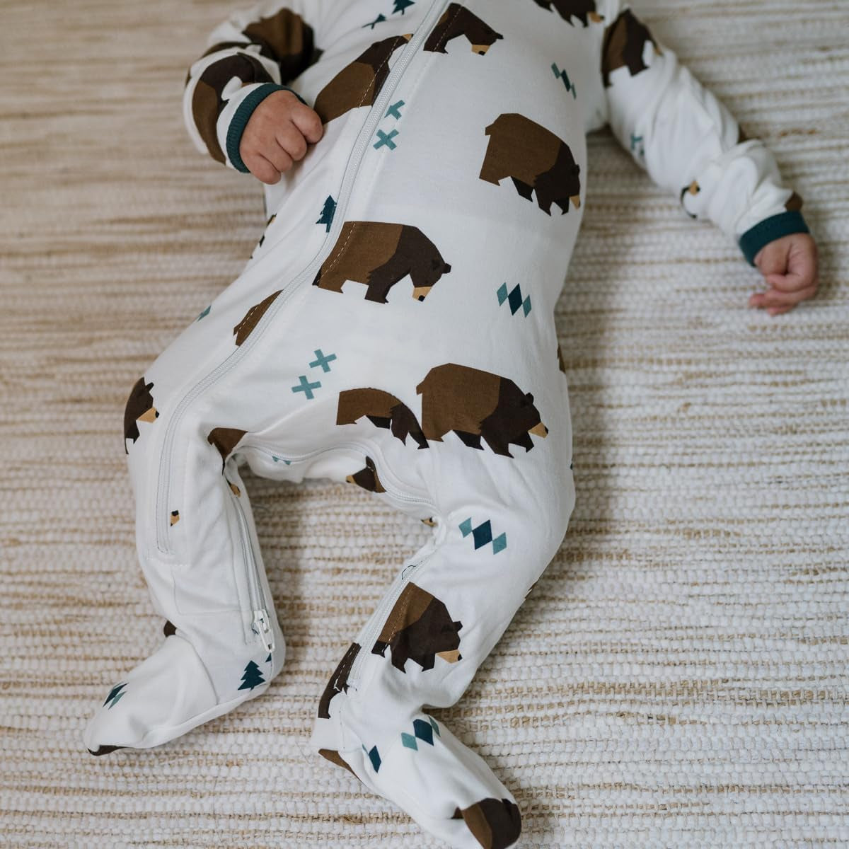– Zipper Organic Sleeper Footed Onesies Sleeper Baby Pajamas with Inseam Zipper