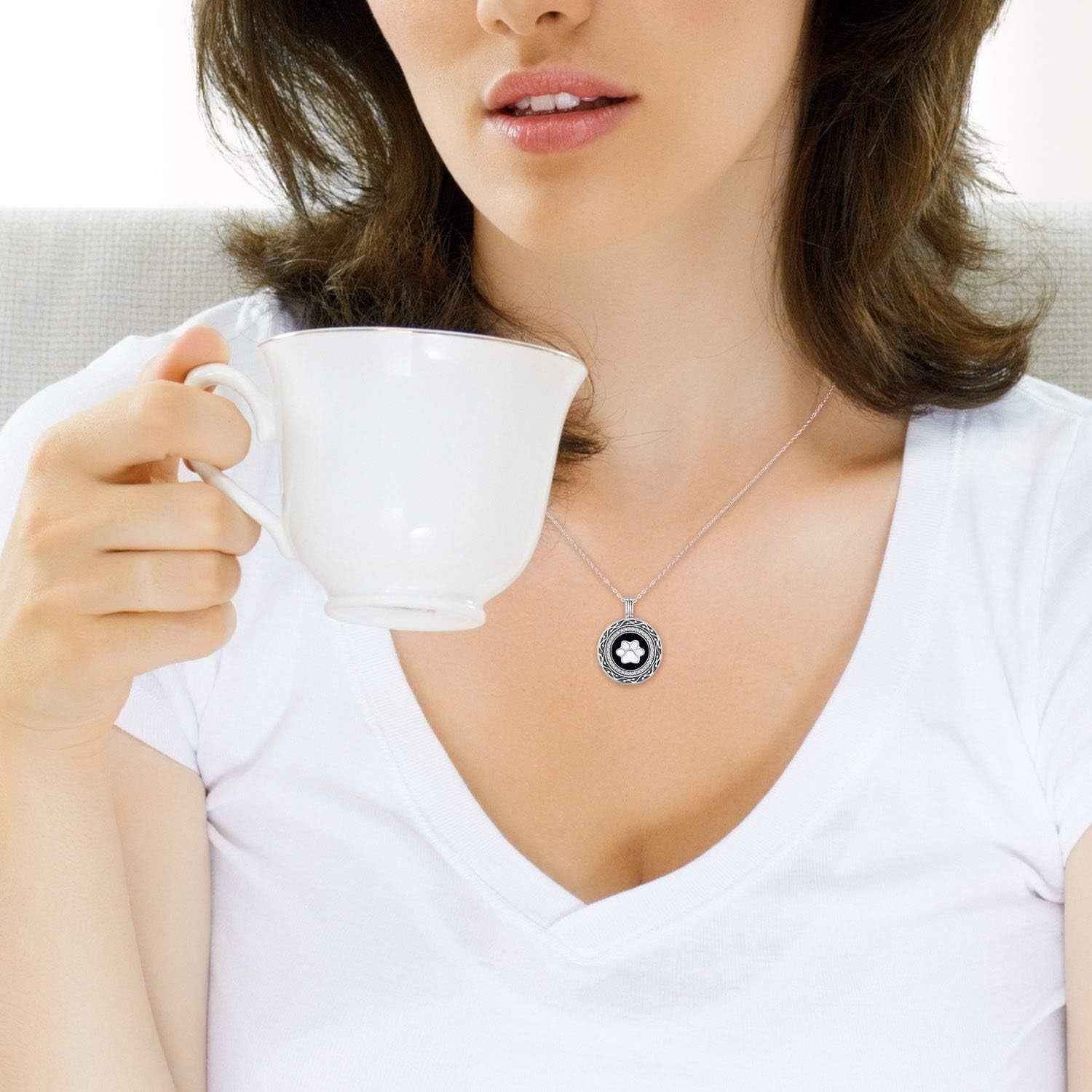 S925 Sterling Silver Paw Urn Pendant Necklace for Pet Cat Dog Ashes Cremation Locket Keepsake Memorial Urn Necklace.