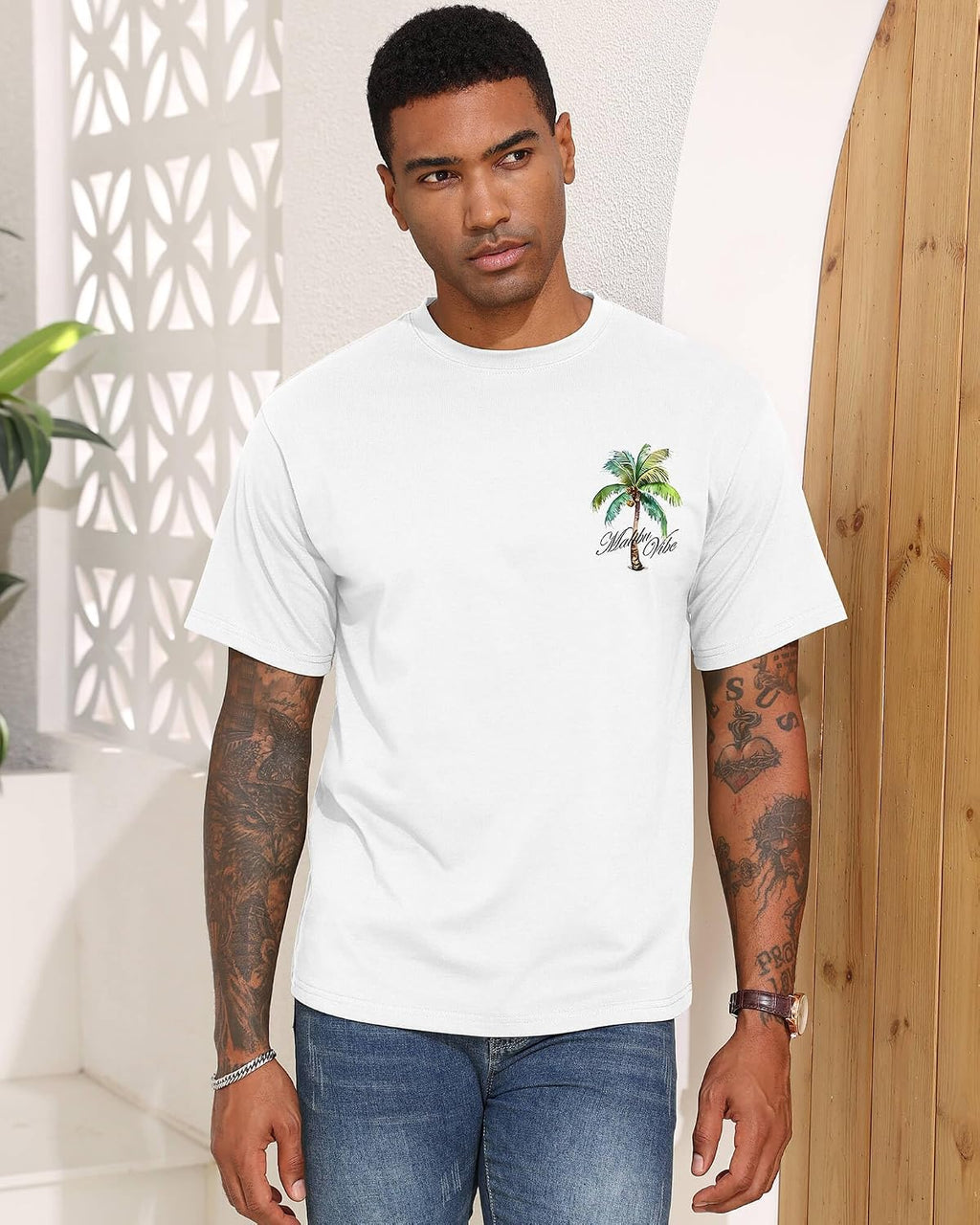 Mens Malibu Vibe Palm Tree California Casual Short Sleeve T-Shirt | Perfect for Surf Travel Great for Beach Lovers West Coast Fans.