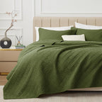 Quilt Set Queen Size Summer Squares Pattern Forest Green Bedspread | Bedding Set for All Season Use, Soft & Breathable Coverlet,3-Piece Set Includes 2 Shams, Machine Washable