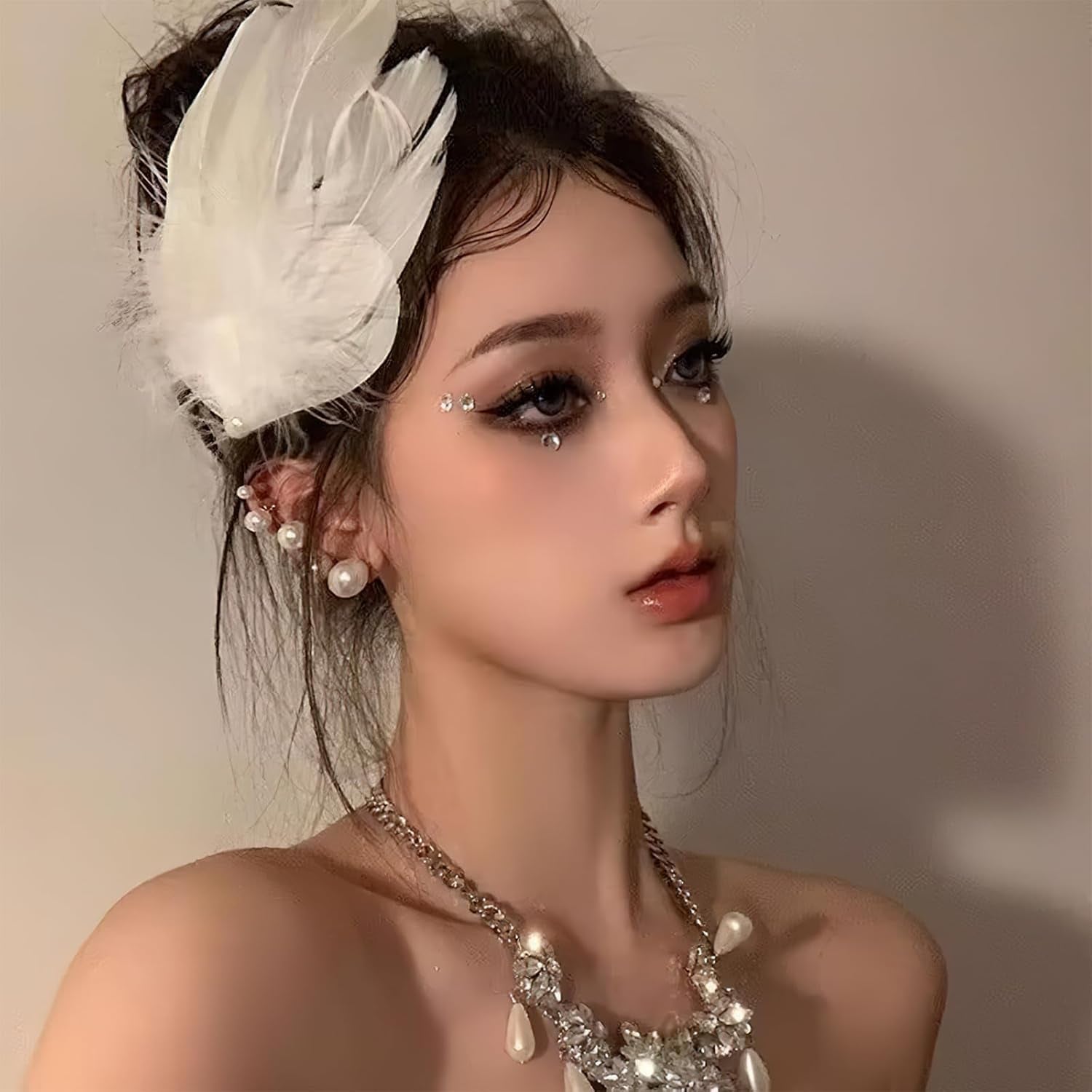 2 Pcs White Swan Feather Hair Clips Pearl Ostrich Hair Pins Ballet Style Stage Performance Headpiece Hair Accessories for Women Girls