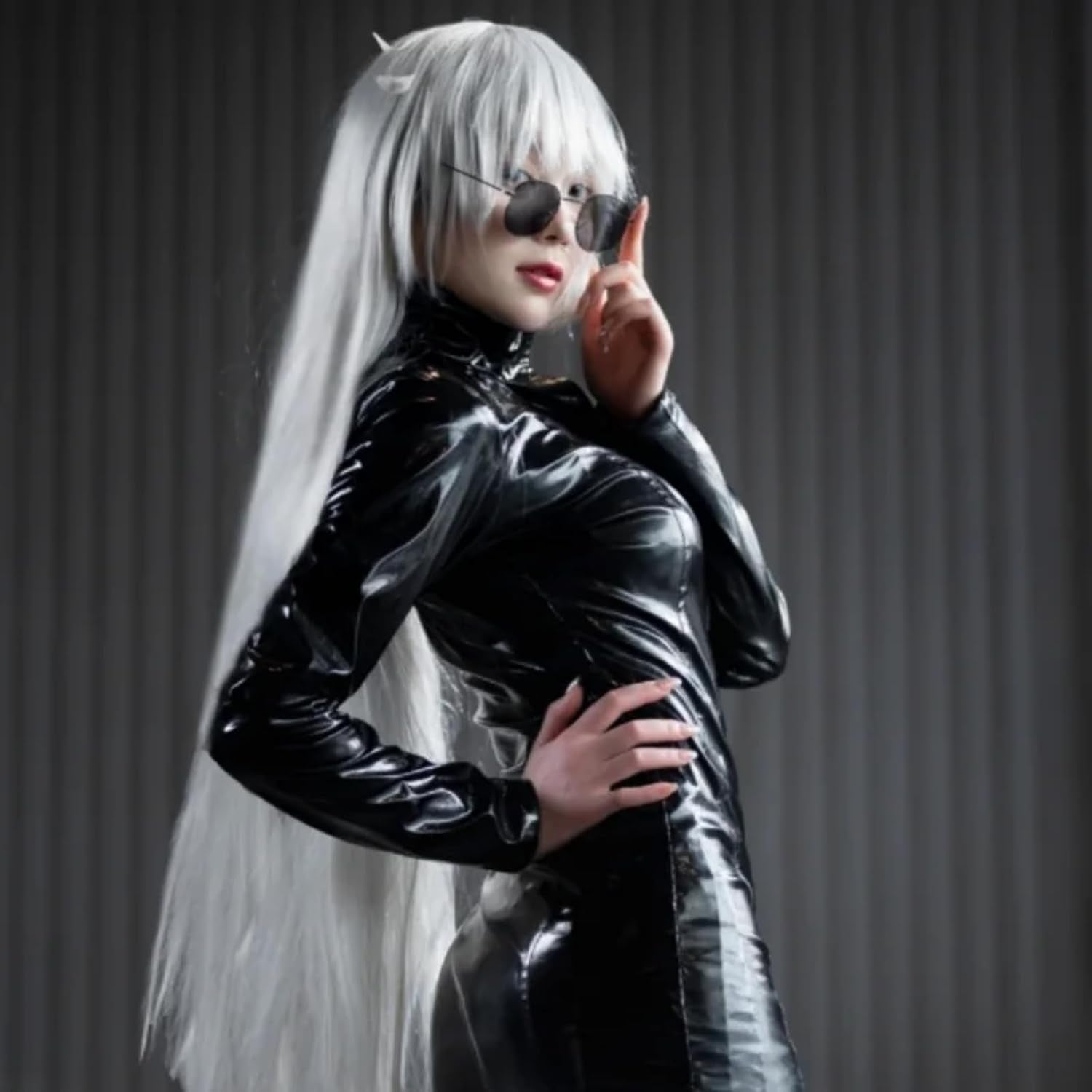 Hair Cap+32Inch/80Cm Silver Wig for Women Cosplay Wig, Peluca Larga Plateada for Anime Cosplay Women Halloween Costumes, Silver White Wig Straight Wig for Halloween Party