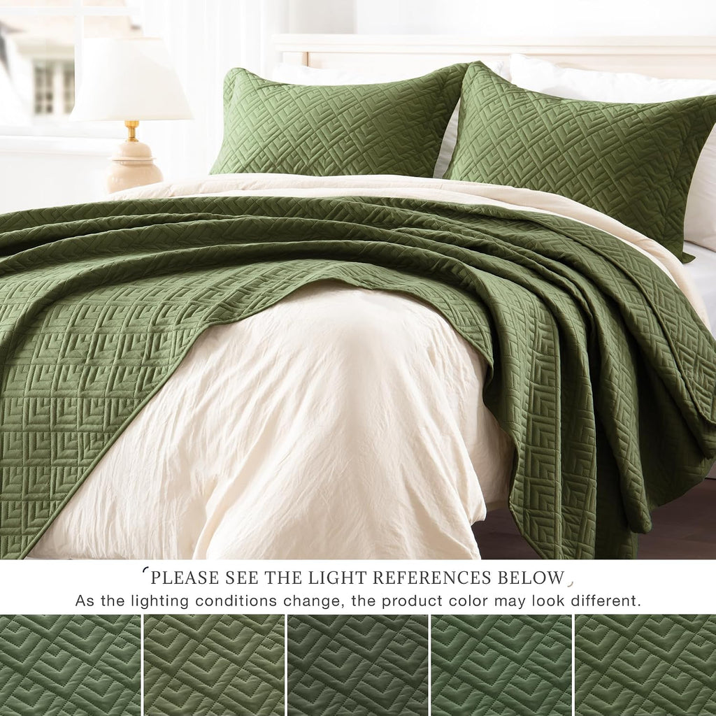 Quilt Set Queen Size Summer Squares Pattern Forest Green Bedspread | Bedding Set for All Season Use, Soft & Breathable Coverlet,3-Piece Set Includes 2 Shams, Machine Washable