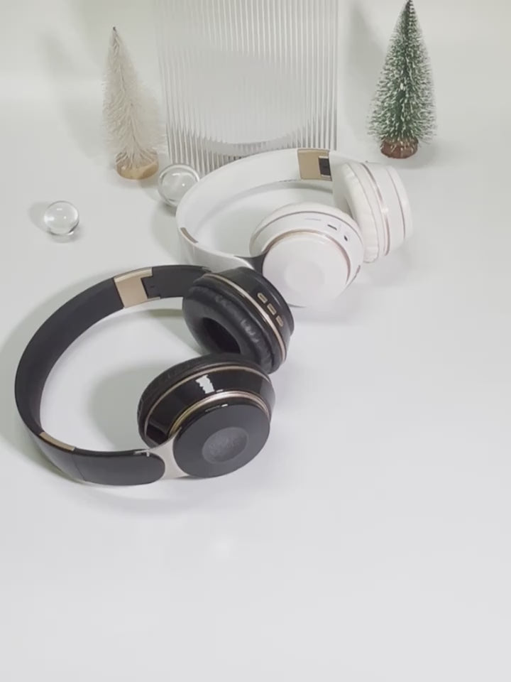 Wireless OverEar Headphones with Stereo Sound and Heavy Bass
